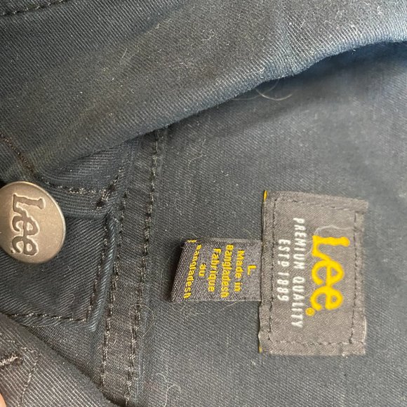 Lee (L) Black Trucker Jacket - Picture 3 of 6